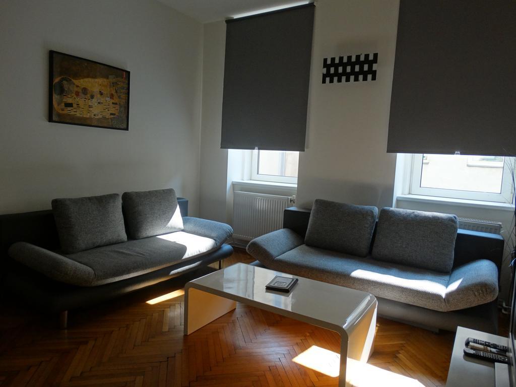 Debo Apartments Vienna Esterno foto